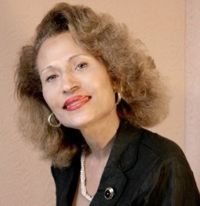 Suzanne Dracius