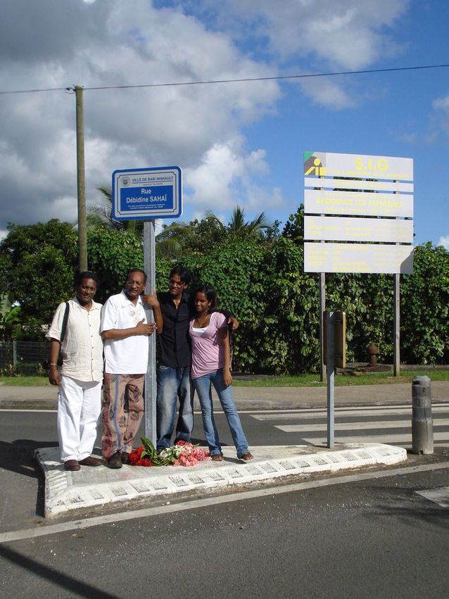 rue D&eacute;bidine-Saha&iuml;.