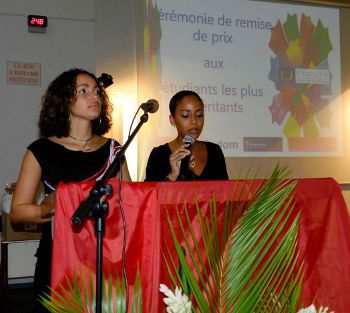 Cérémonie de remise de Prix aux étudiants méritants.