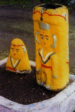 Statues temple de St-Pierre